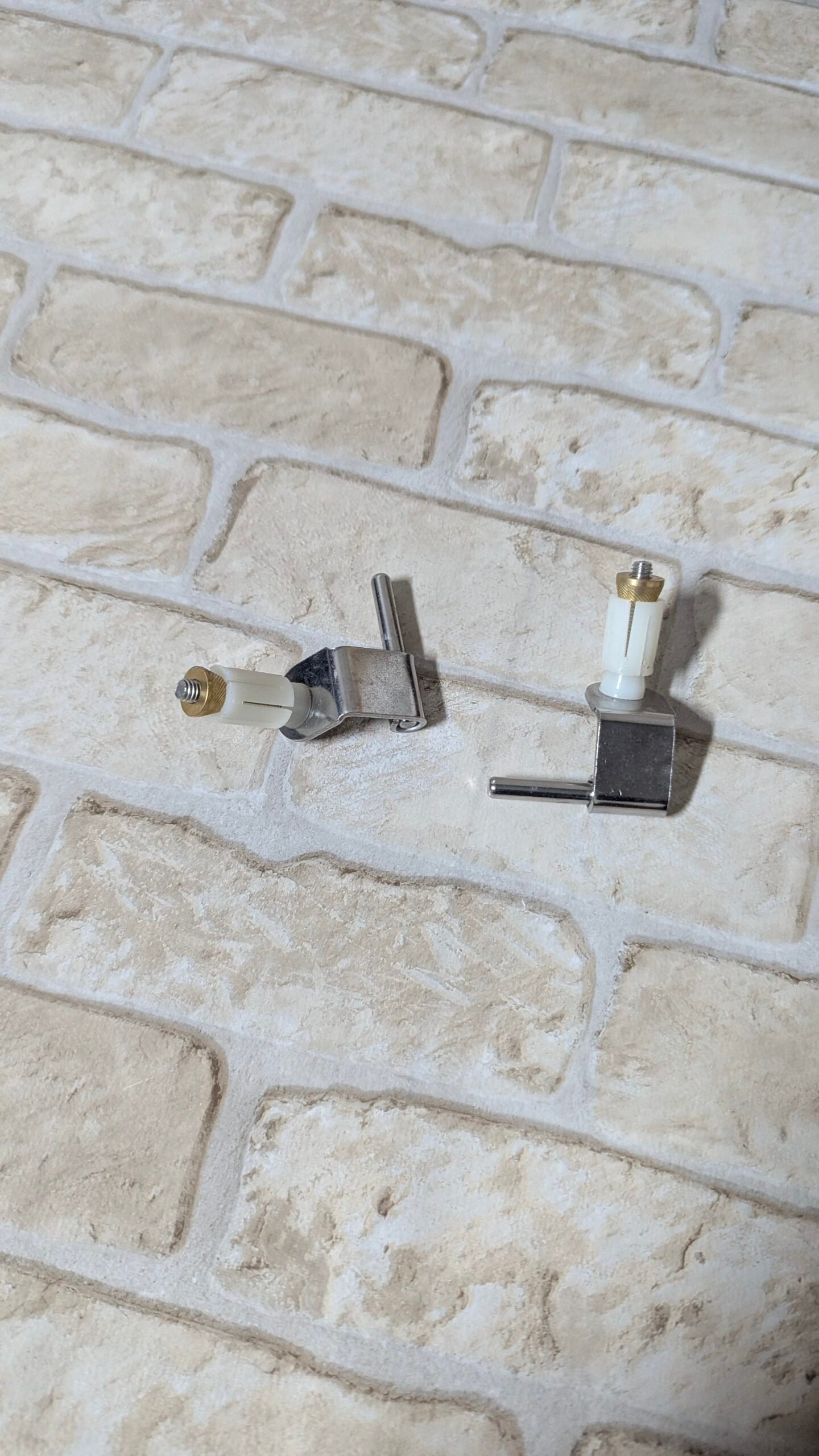 Gala Marina – Tapa y Asiento Fijo Inodoro - Forma D - Imagen 8