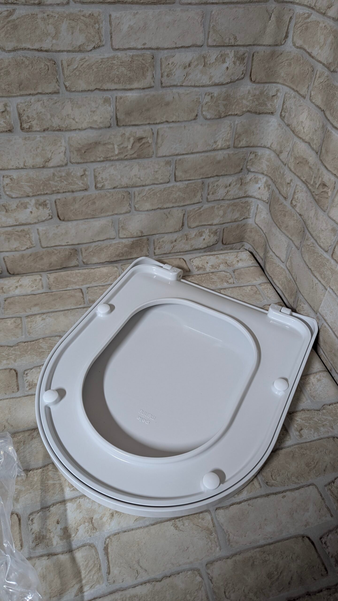 Gala Marina – Tapa y Asiento Fijo Inodoro - Forma D - Imagen 4