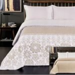 Colcha color beige oriental para cama de 90